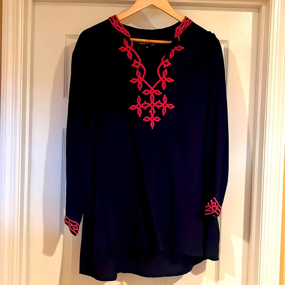 Liza Byrd tunic top